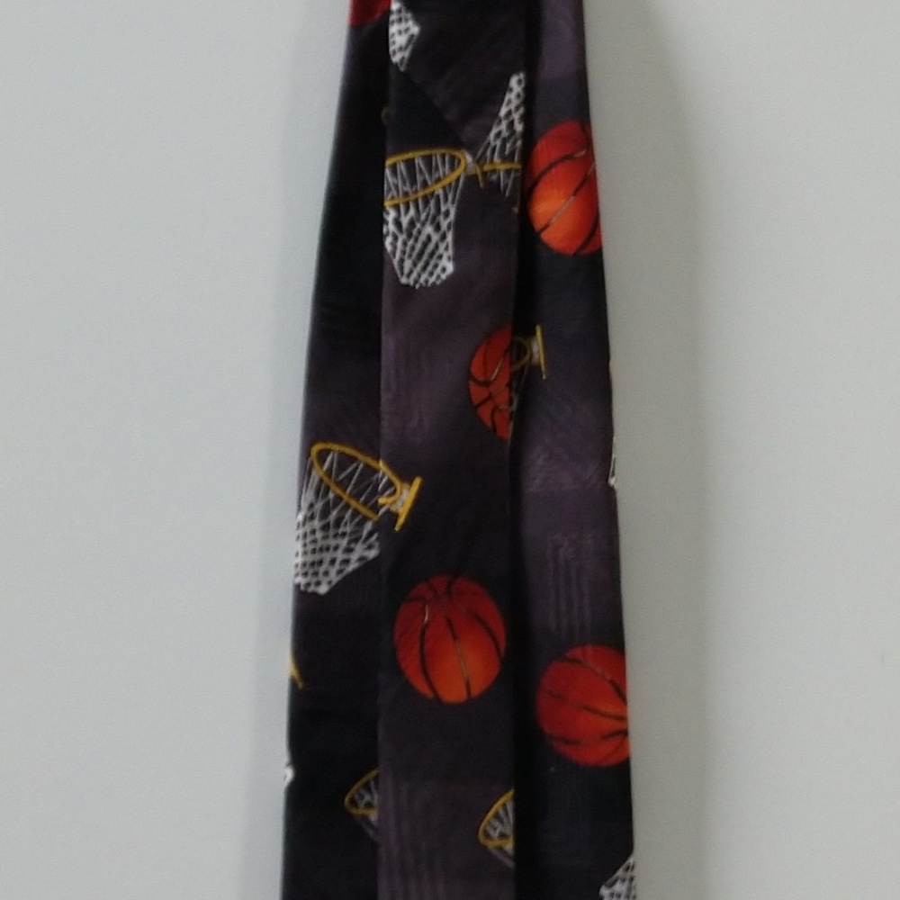 Puritan Special Edition Basketball Theme Mens Tie